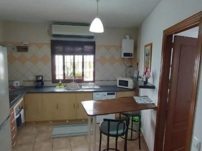 Exclusive Investment Building with Tourist Apartments – Panoramic Views of the Guadalhorce River and Málaga