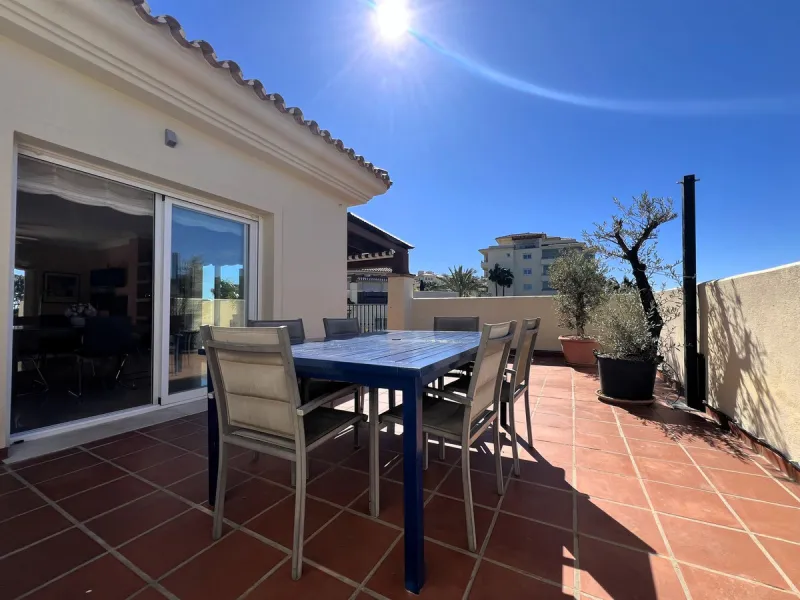 Corner Penthouse with Wraparound Terrace in La Cala Hills