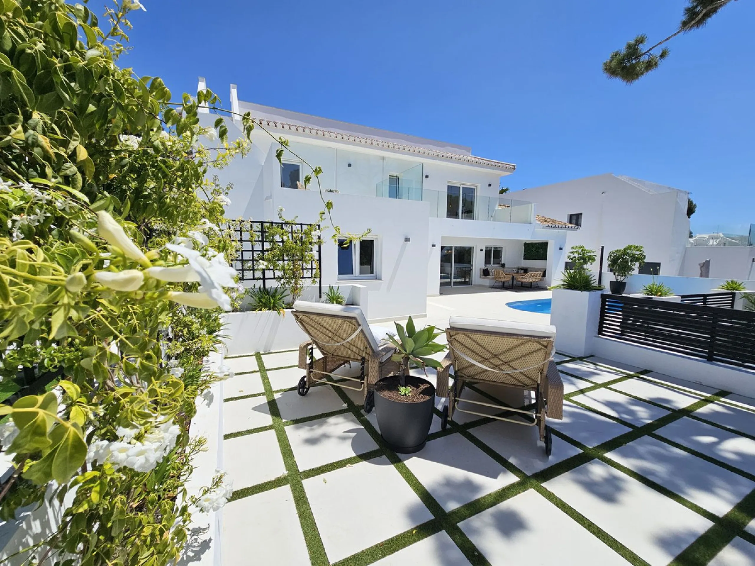Contemporary Luxury Villa in La Cala de Mijas – Costa del Sol   €1,895,000