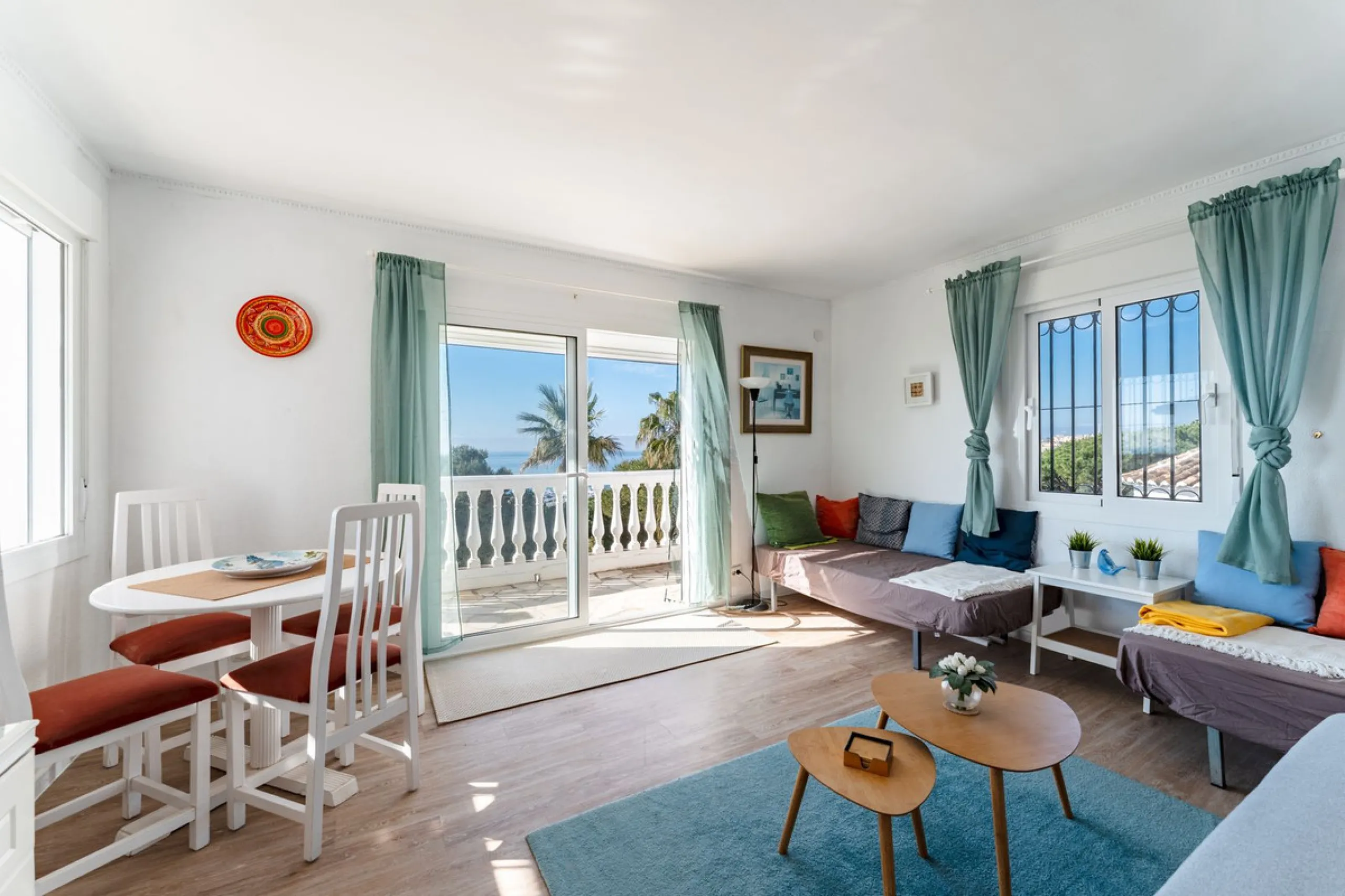 House - Detached Villa в продаже в Mijas, Málaga. В доме 6 спален и 5 ванных комнат. Площадь дома 304 м². Площадь участка 900 м²