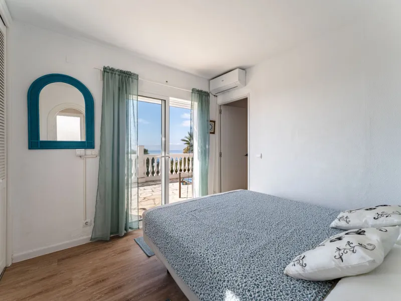 House - Detached Villa в продаже в Mijas, Málaga. В доме 6 спален и 5 ванных комнат. Площадь дома 304 м². Площадь участка 900 м²