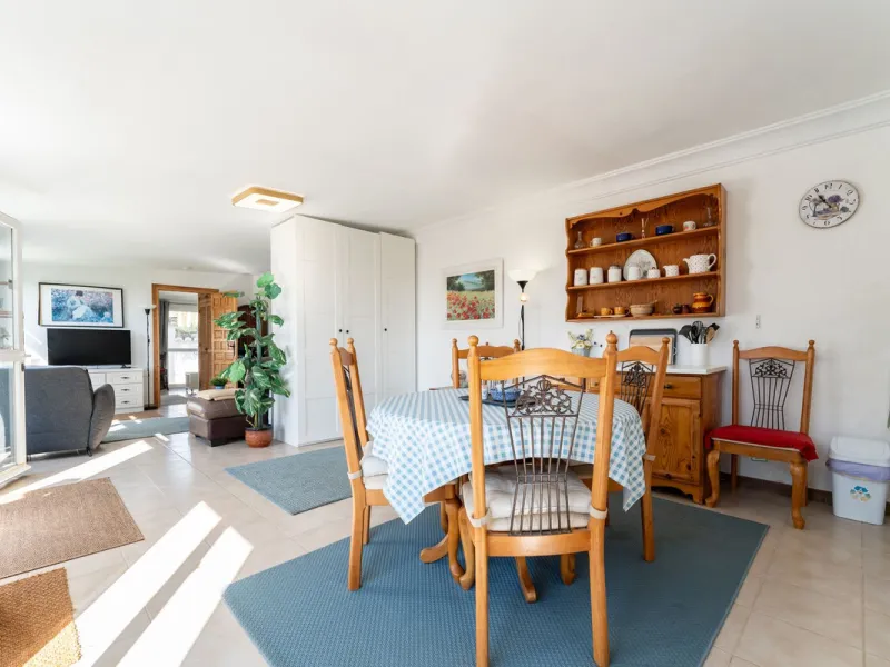 House - Detached Villa в продаже в Mijas, Málaga. В доме 6 спален и 5 ванных комнат. Площадь дома 304 м². Площадь участка 900 м²