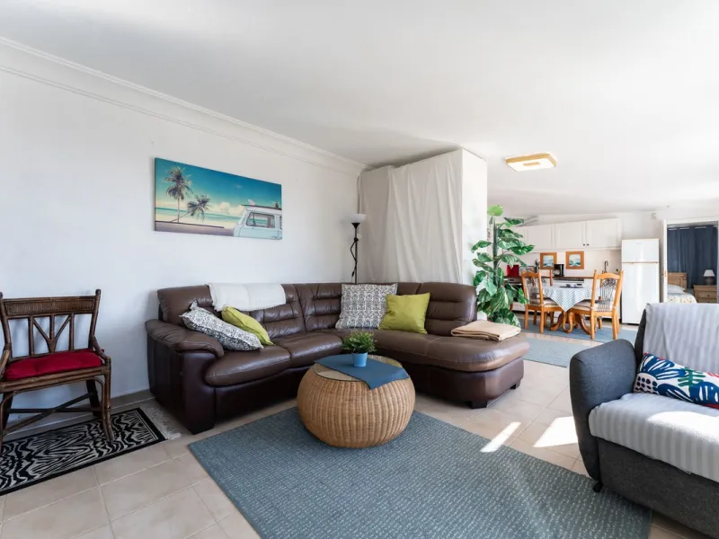 House - Detached Villa в продаже в Mijas, Málaga. В доме 6 спален и 5 ванных комнат. Площадь дома 304 м². Площадь участка 900 м²