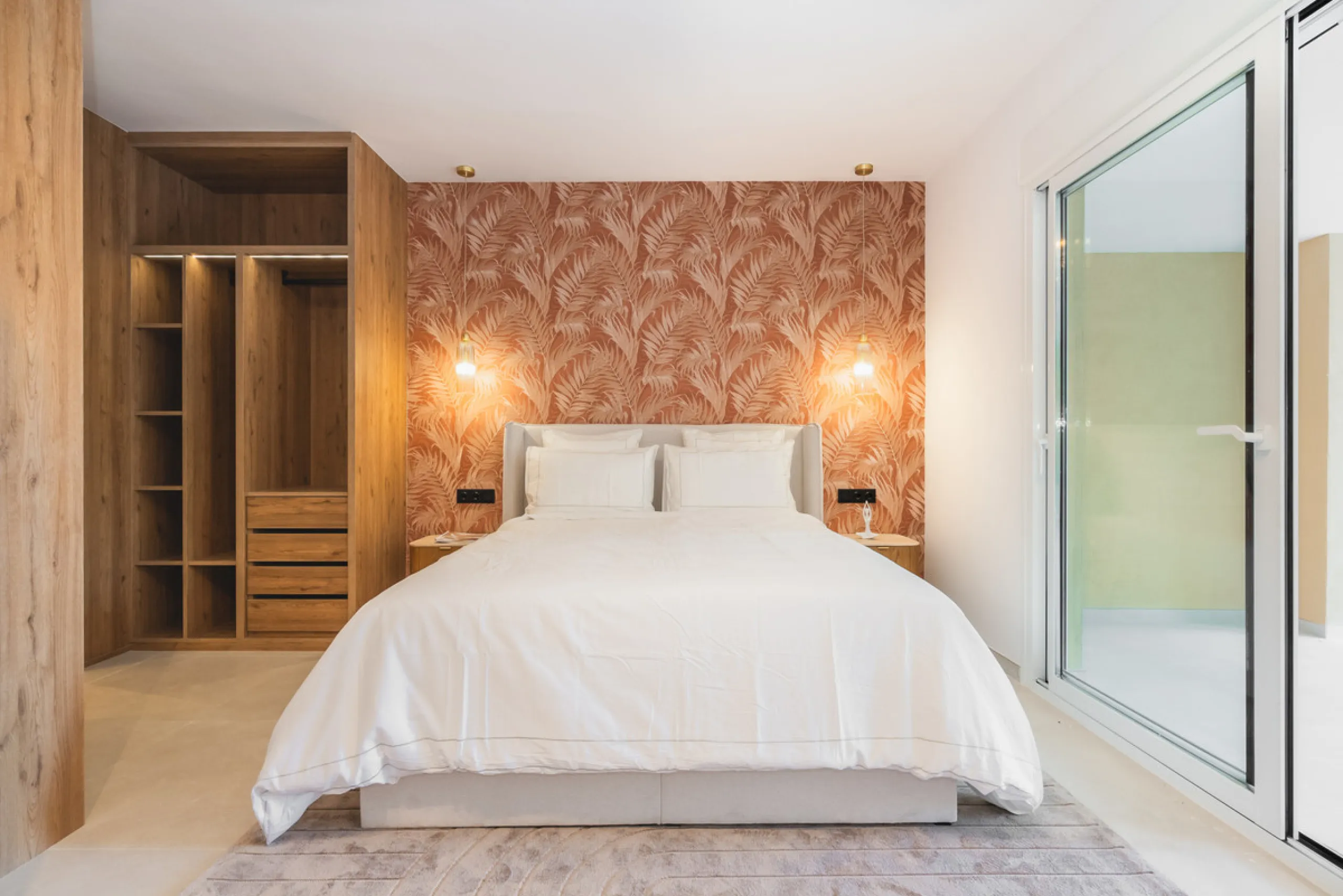 Discover a rare gem in Marbella: a fully modernized 4-bedroom, 4-bathroom apartment in an exclusive boutique community of just 18 residences. Offering 220m² of refined living space, this home boasts a sun-soaked 45m² terrace, a private outdoor BBQ kitchen