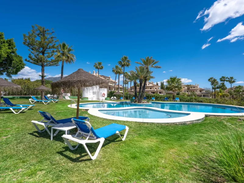 Discover a rare gem in Marbella: a fully modernized 4-bedroom, 4-bathroom apartment in an exclusive boutique community of just 18 residences. Offering 220m² of refined living space, this home boasts a sun-soaked 45m² terrace, a private outdoor BBQ kitchen