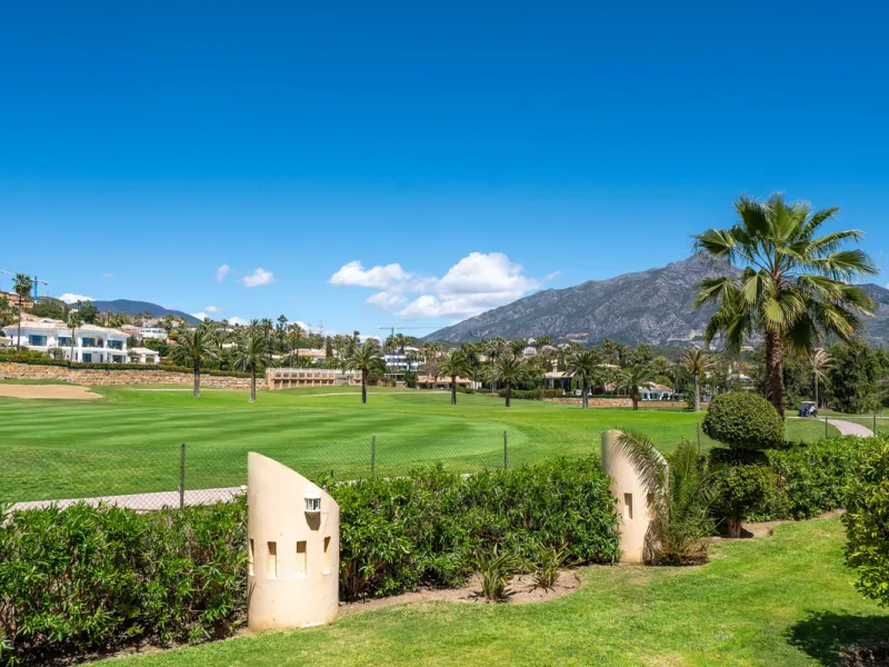 Discover a rare gem in Marbella: a fully modernized 4-bedroom, 4-bathroom apartment in an exclusive boutique community of just 18 residences. Offering 220m² of refined living space, this home boasts a sun-soaked 45m² terrace, a private outdoor BBQ kitchen