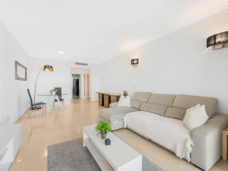 Apartment - Ground Floor Apartment в продаже в Benahavís, Málaga. В доме 2 спален и 2 ванных комнат. Площадь дома 139 м²