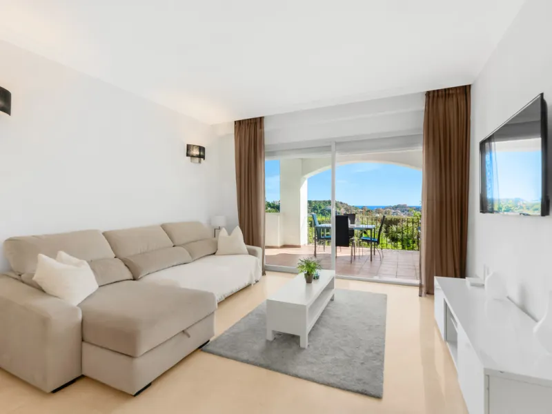Apartment - Ground Floor Apartment в продаже в Benahavís, Málaga. В доме 2 спален и 2 ванных комнат. Площадь дома 139 м²