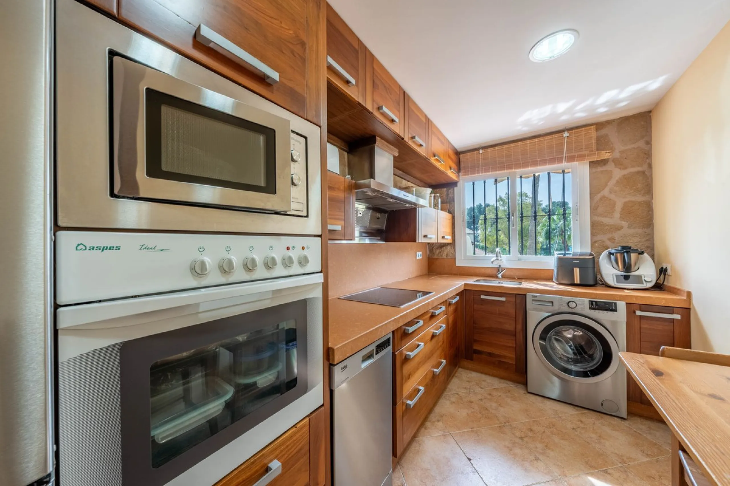 Flat in Los Pinos de Aloha