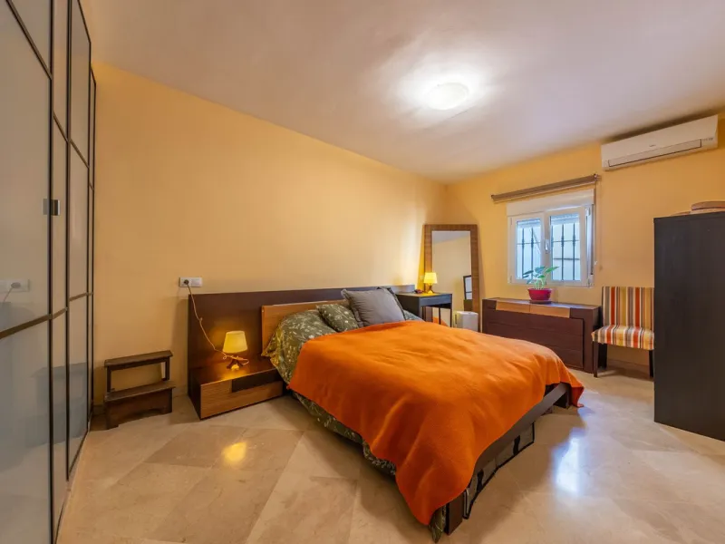 Flat in Los Pinos de Aloha