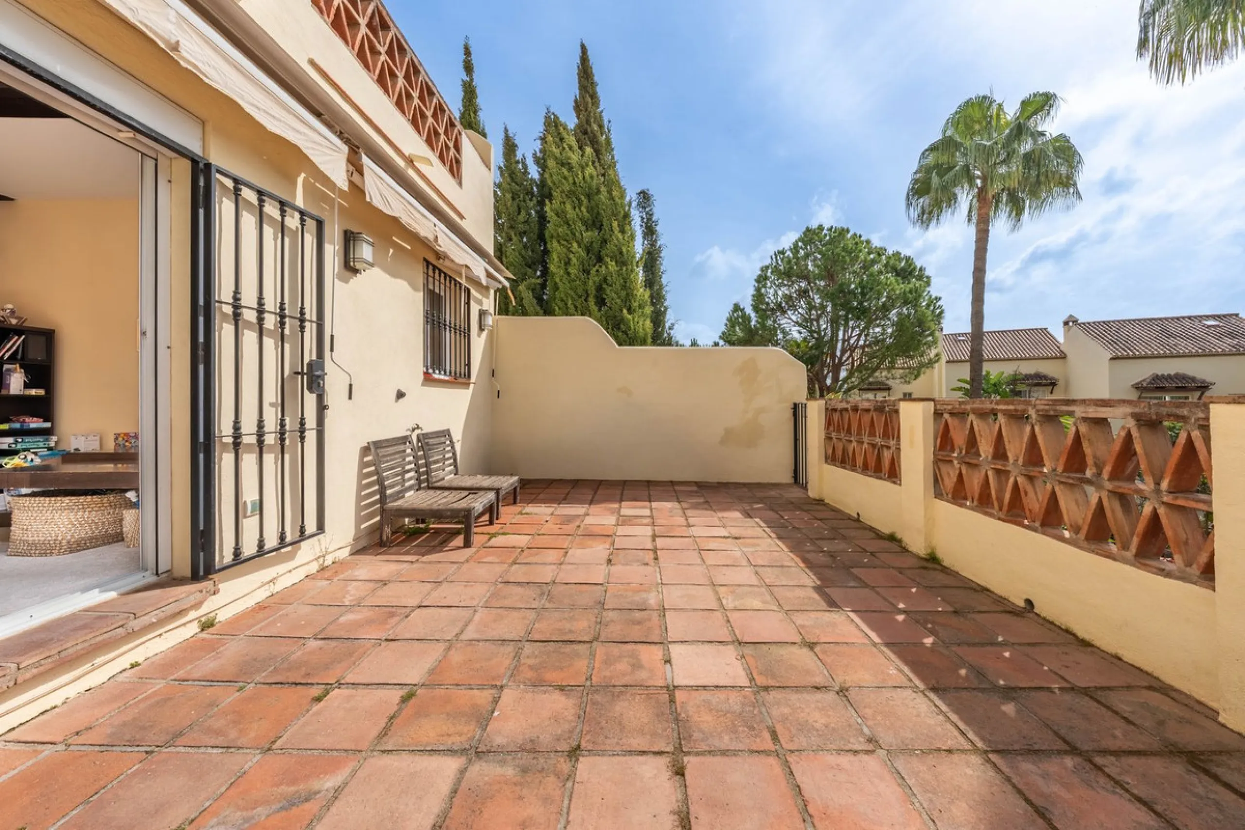 Flat in Los Pinos de Aloha