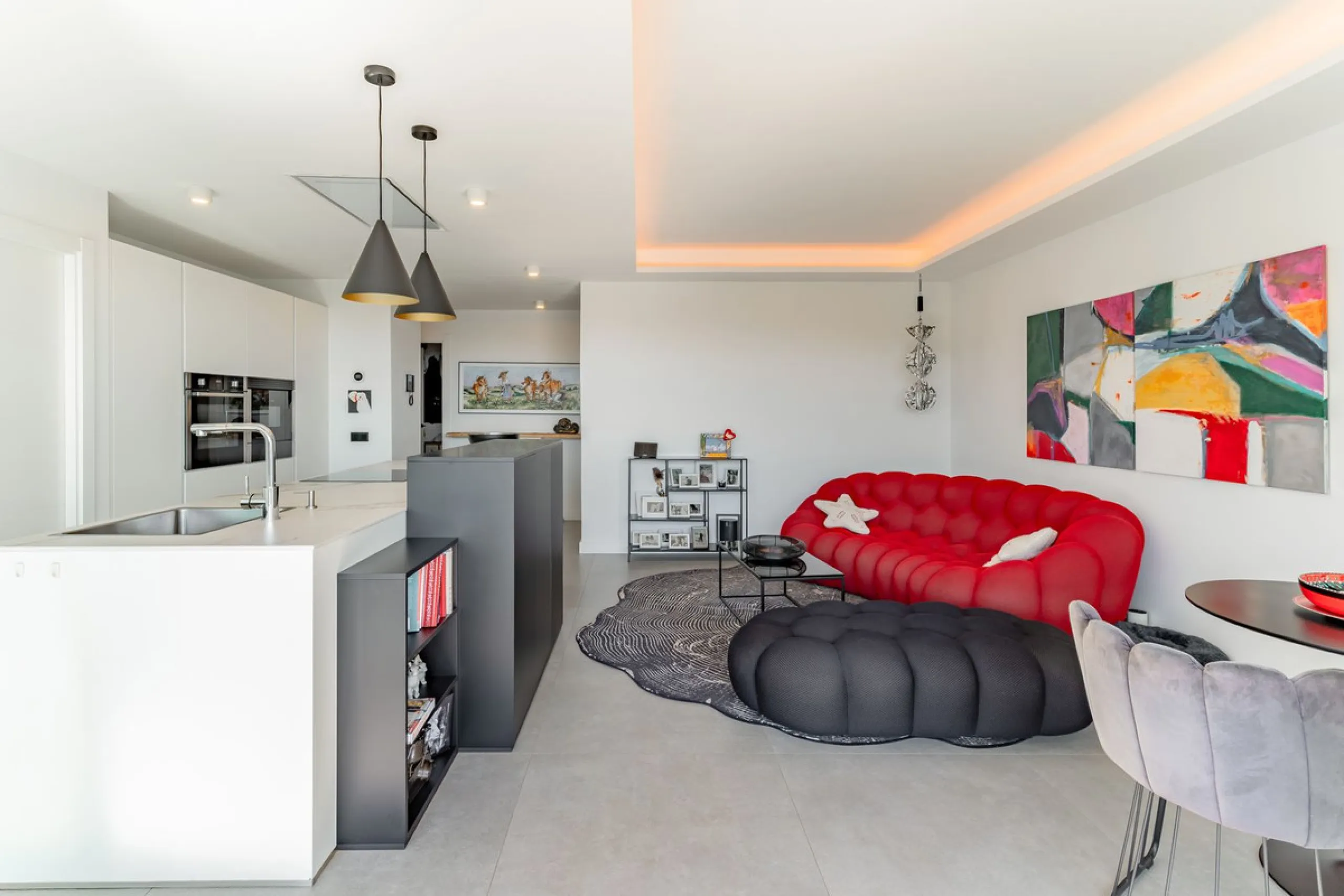 Apartment - Penthouse в продаже в Estepona, Málaga. В доме 2 спален и 2 ванных комнат. Площадь дома 108 м²