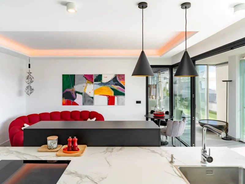 Apartment - Penthouse в продаже в Estepona, Málaga. В доме 2 спален и 2 ванных комнат. Площадь дома 108 м²