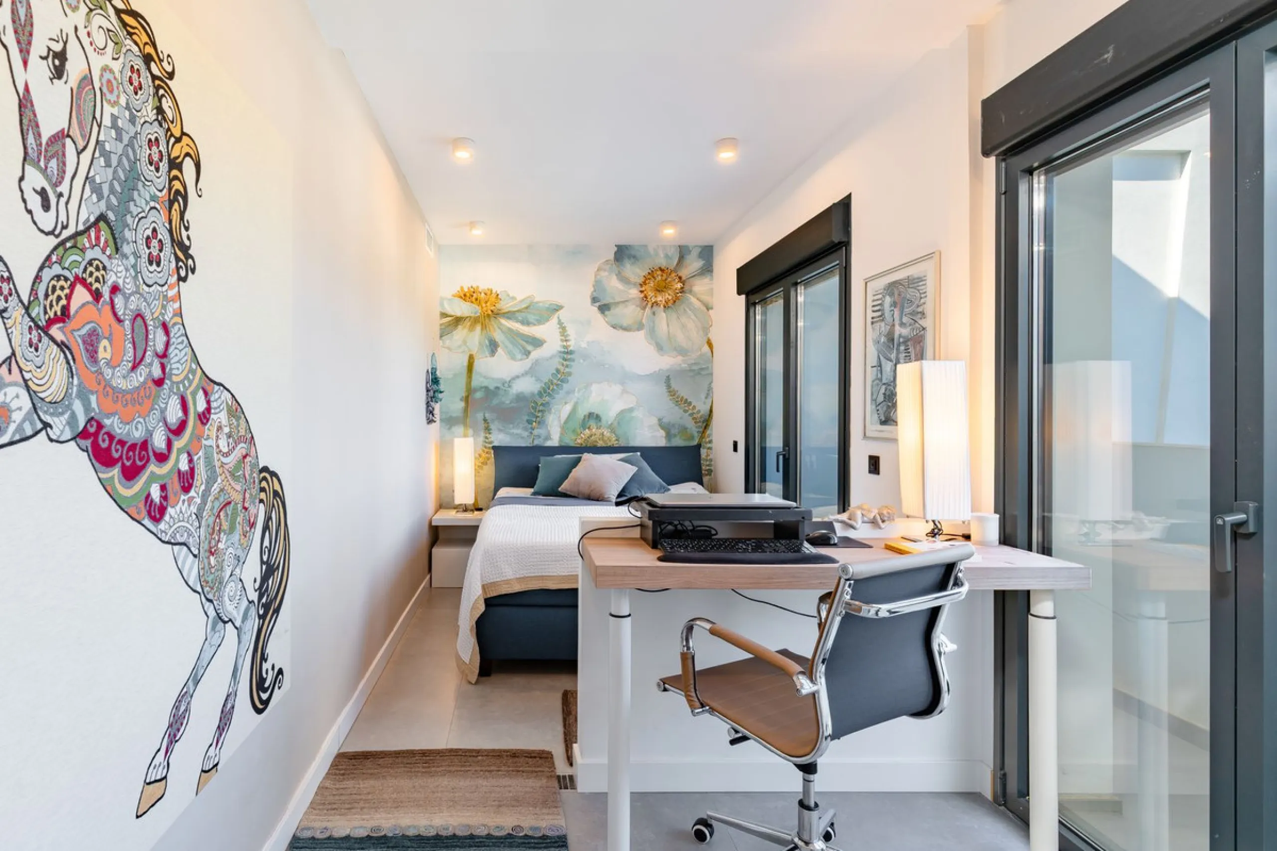 Apartment - Penthouse в продаже в Estepona, Málaga. В доме 2 спален и 2 ванных комнат. Площадь дома 108 м²