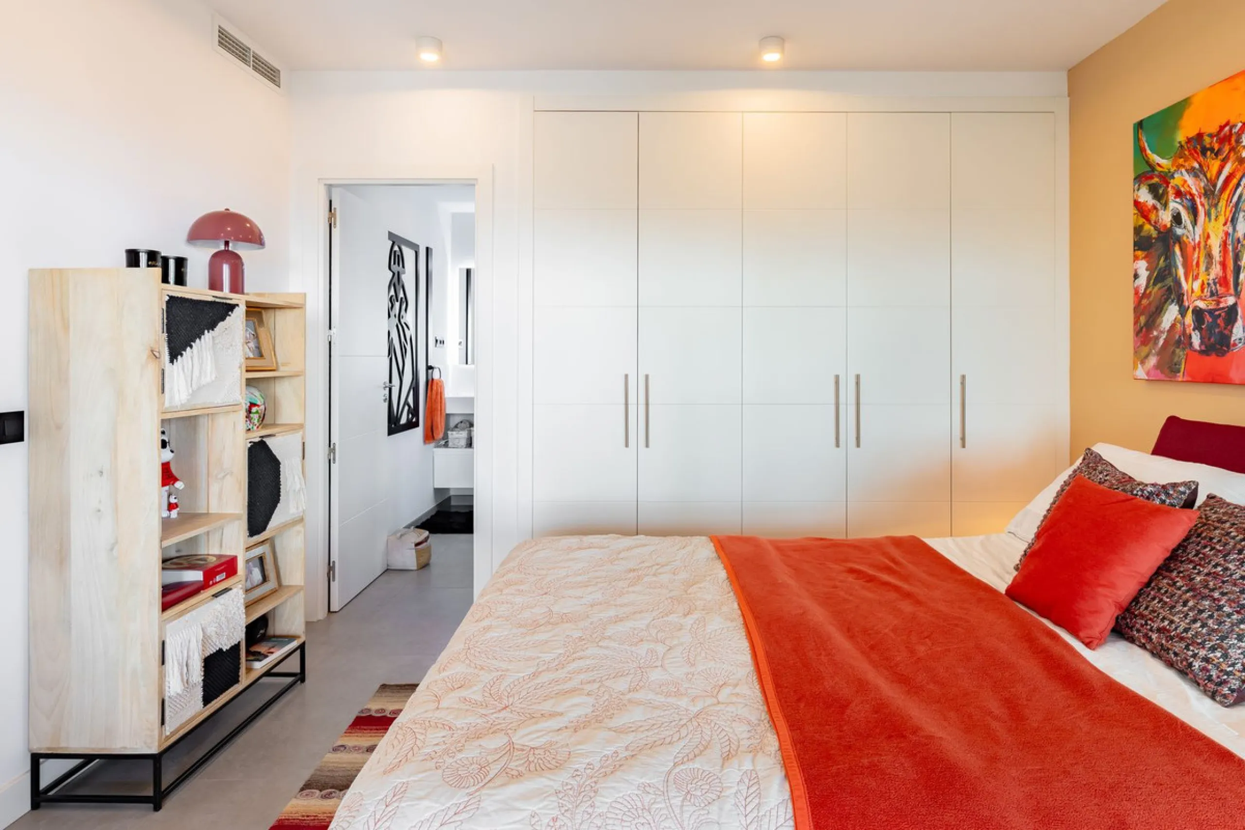 Apartment - Penthouse в продаже в Estepona, Málaga. В доме 2 спален и 2 ванных комнат. Площадь дома 108 м²