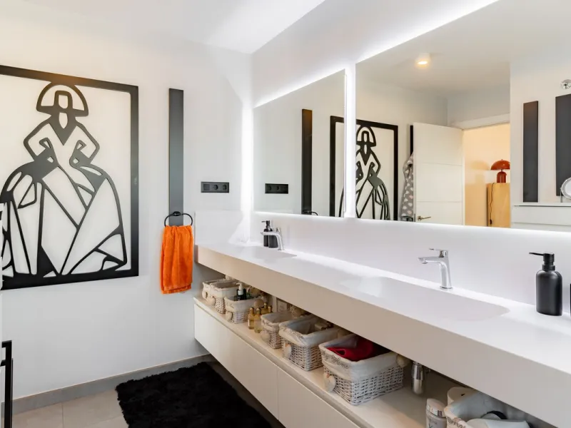 Apartment - Penthouse в продаже в Estepona, Málaga. В доме 2 спален и 2 ванных комнат. Площадь дома 108 м²