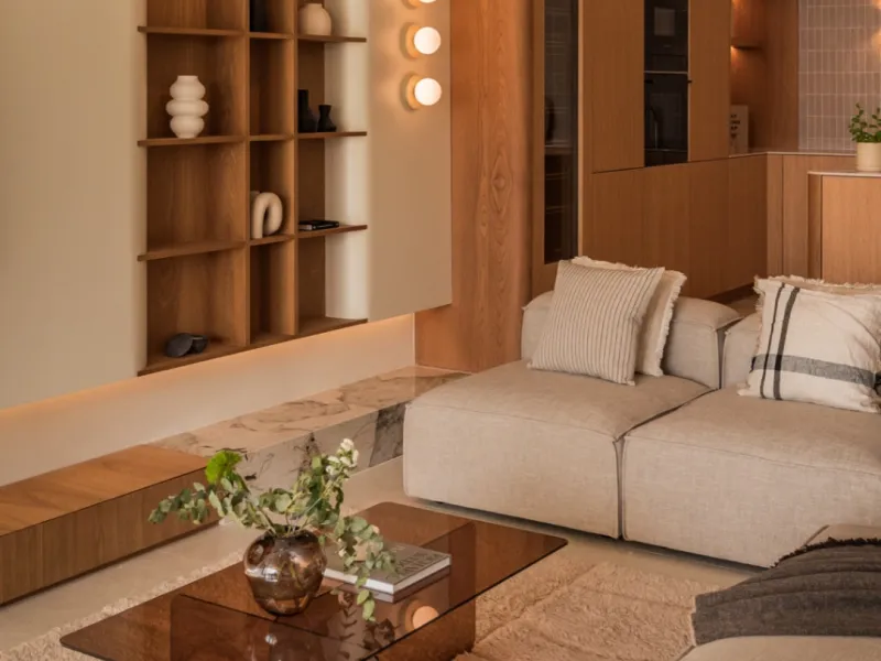Newly renovated townhouse in the Heart of Aloha.