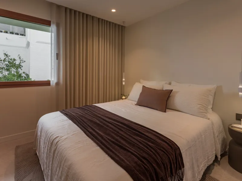 Newly renovated townhouse in the Heart of Aloha.