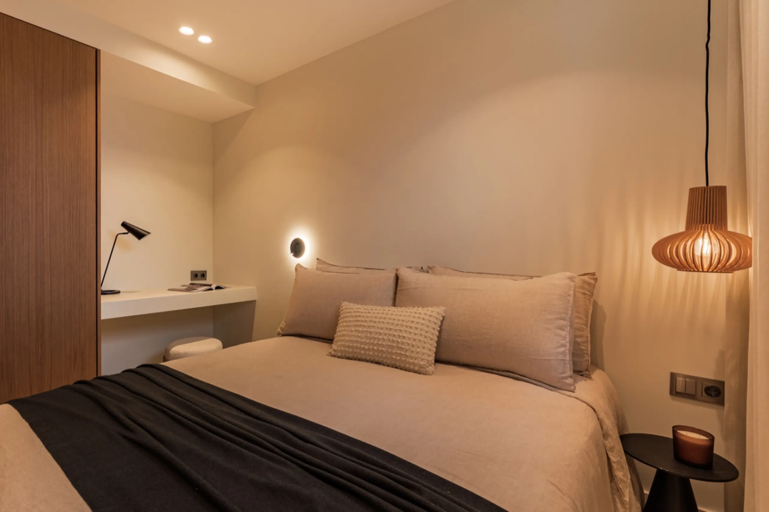 Newly renovated townhouse in the Heart of Aloha.