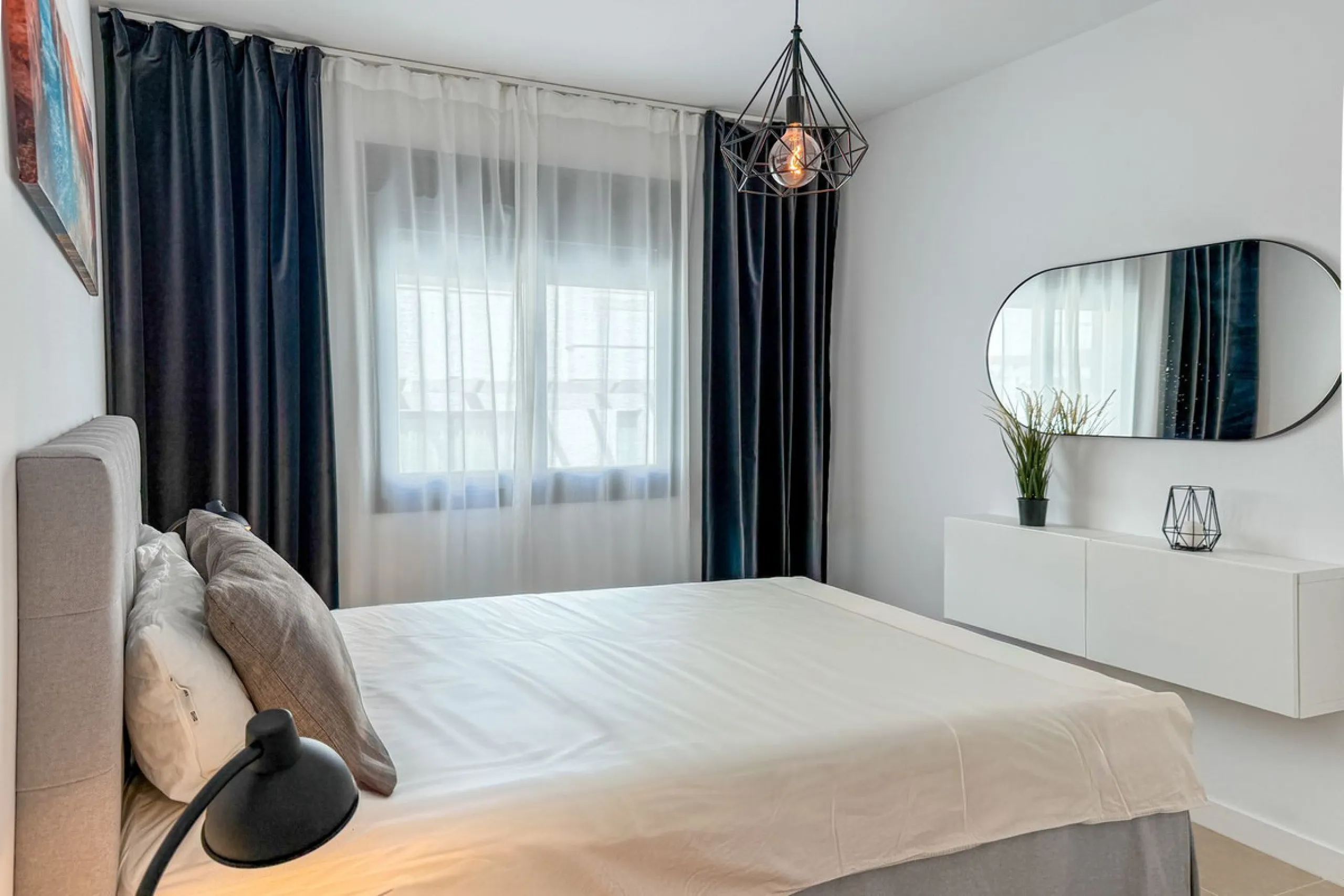 House - Townhouse в продаже в El Paraiso, Málaga. В доме 3 спален и 3 ванных комнат. Площадь дома 153 м²