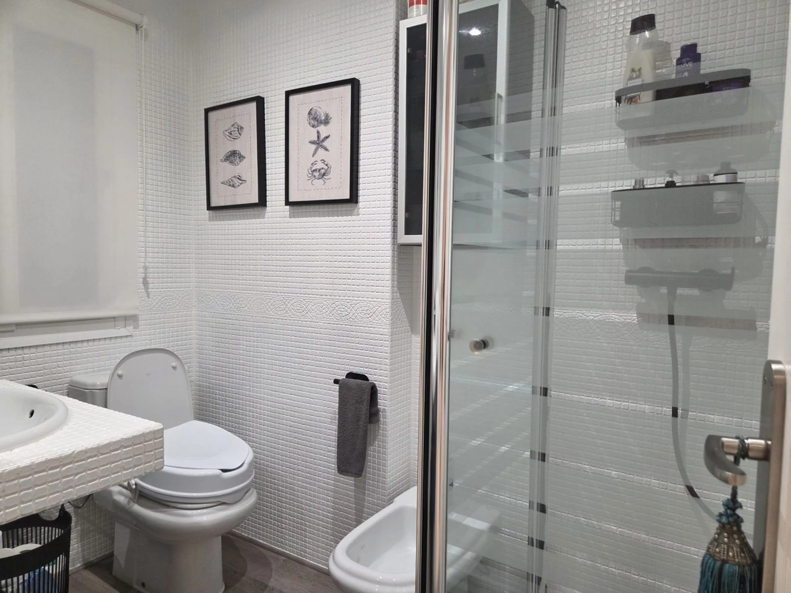 Apartment - Middle Floor Apartment в продаже в Marbella, Málaga. В доме 2 спален и 1 ванных комнат. Площадь дома 60 м²