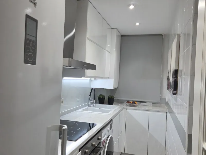 Apartment - Middle Floor Apartment в продаже в Marbella, Málaga. В доме 2 спален и 1 ванных комнат. Площадь дома 60 м²