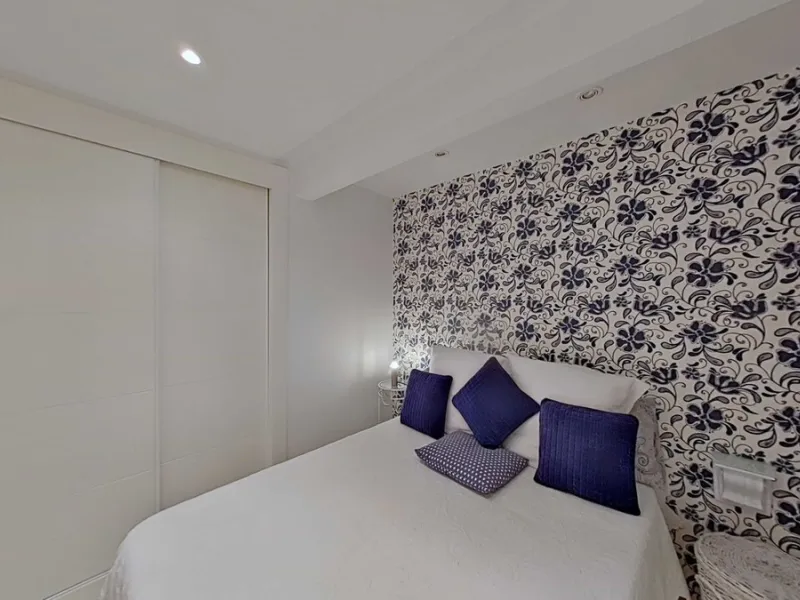 Apartment - Middle Floor Apartment в продаже в Marbella, Málaga. В доме 2 спален и 1 ванных комнат. Площадь дома 60 м²