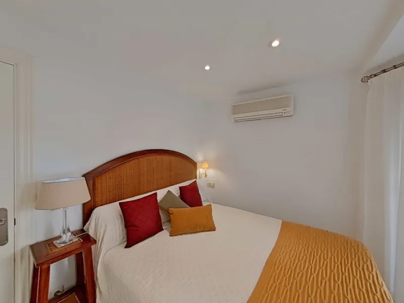 Apartment - Middle Floor Apartment в продаже в Marbella, Málaga. В доме 2 спален и 1 ванных комнат. Площадь дома 60 м²