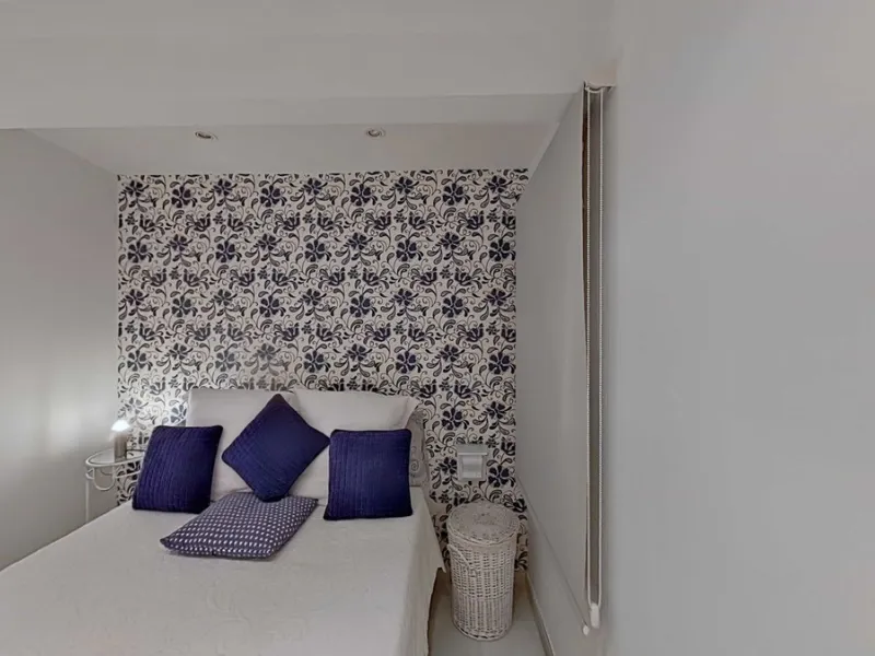 Apartment - Middle Floor Apartment в продаже в Marbella, Málaga. В доме 2 спален и 1 ванных комнат. Площадь дома 60 м²