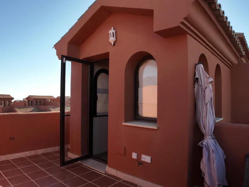 Apartment - Middle Floor Apartment в продаже в Estepona, Málaga. В доме 2 спален и 2 ванных комнат. Площадь дома 92 м²