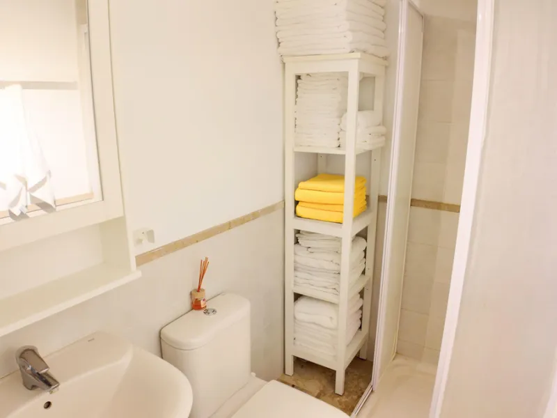 Apartment - Middle Floor Apartment в продаже в Estepona, Málaga. В доме 2 спален и 2 ванных комнат. Площадь дома 92 м²