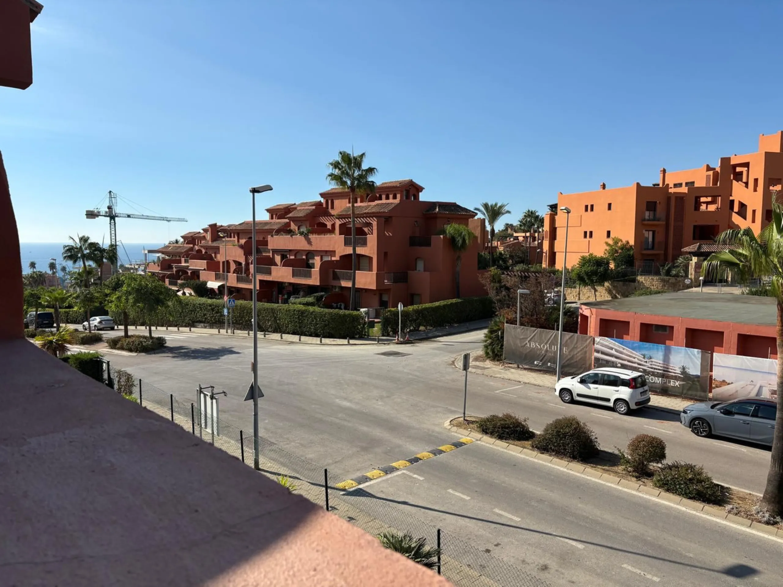Apartment - Middle Floor Apartment в продаже в Estepona, Málaga. В доме 2 спален и 2 ванных комнат. Площадь дома 92 м²