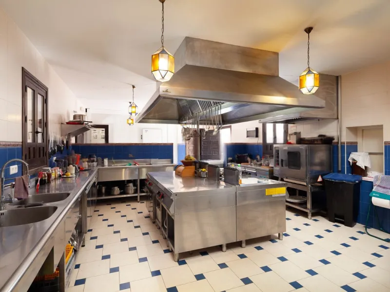 House - Finca - Cortijo в продаже в Almogía, Málaga. В доме 13 спален и 12 ванных комнат. Площадь дома 1602 м². Площадь участка 52958 м²