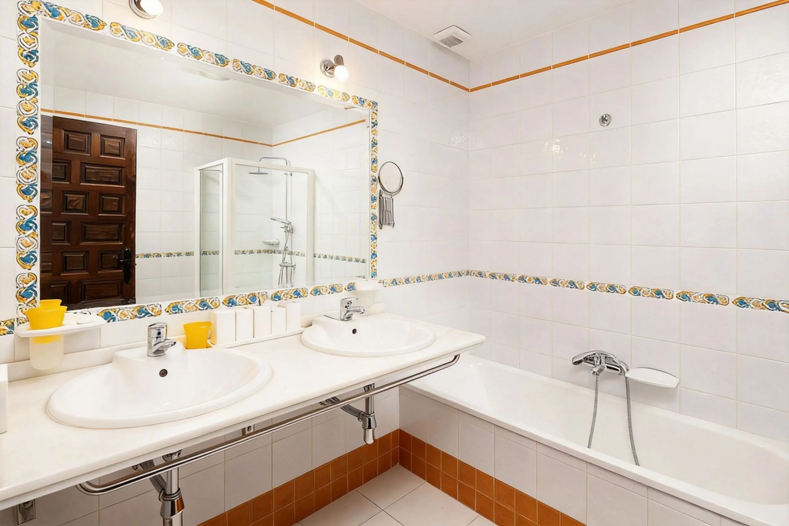 House - Finca - Cortijo в продаже в Almogía, Málaga. В доме 13 спален и 12 ванных комнат. Площадь дома 1602 м². Площадь участка 52958 м²