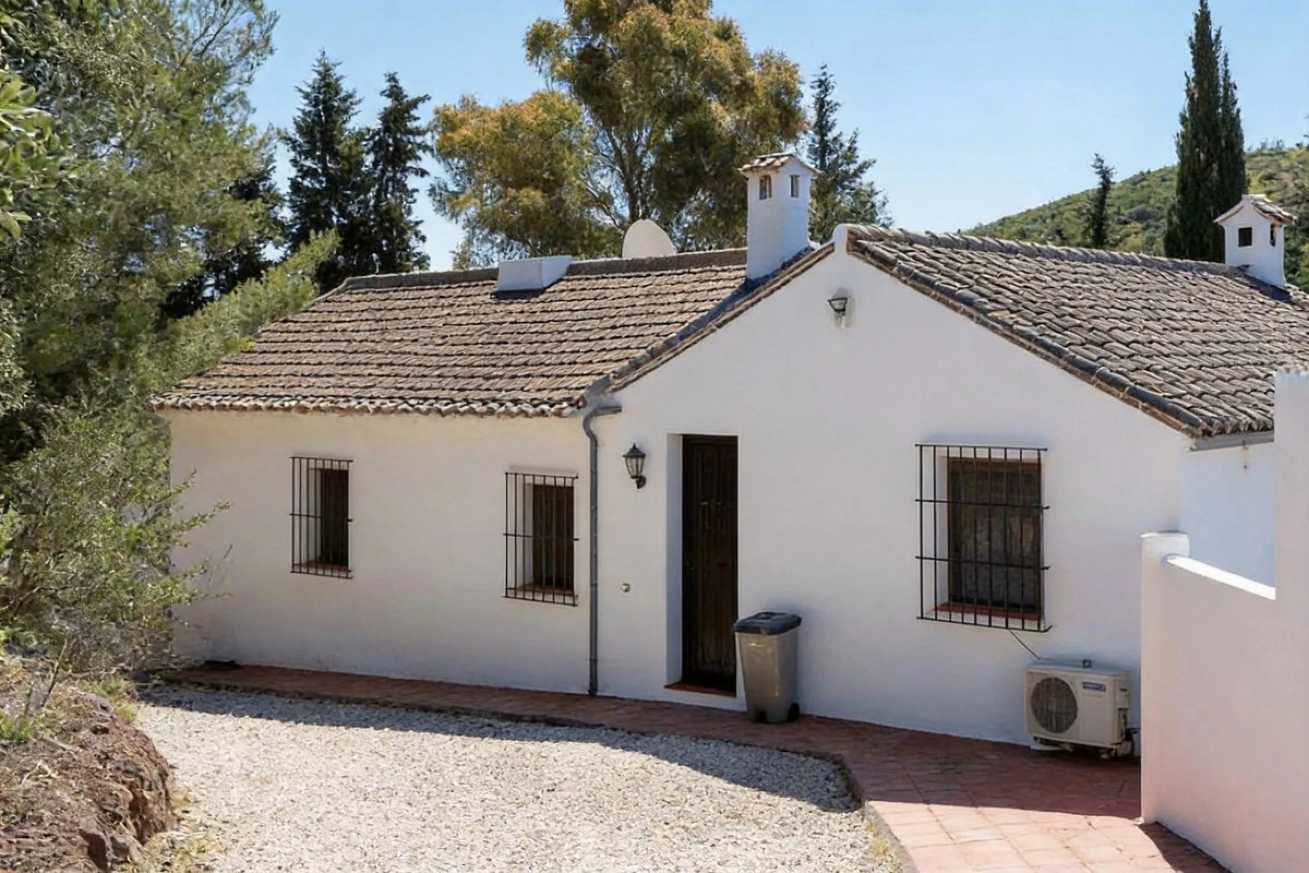 House - Finca - Cortijo в продаже в Almogía, Málaga. В доме 13 спален и 12 ванных комнат. Площадь дома 1602 м². Площадь участка 52958 м²
