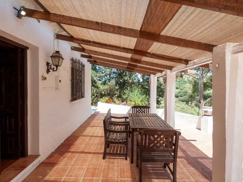 House - Finca - Cortijo в продаже в Almogía, Málaga. В доме 13 спален и 12 ванных комнат. Площадь дома 1602 м². Площадь участка 52958 м²