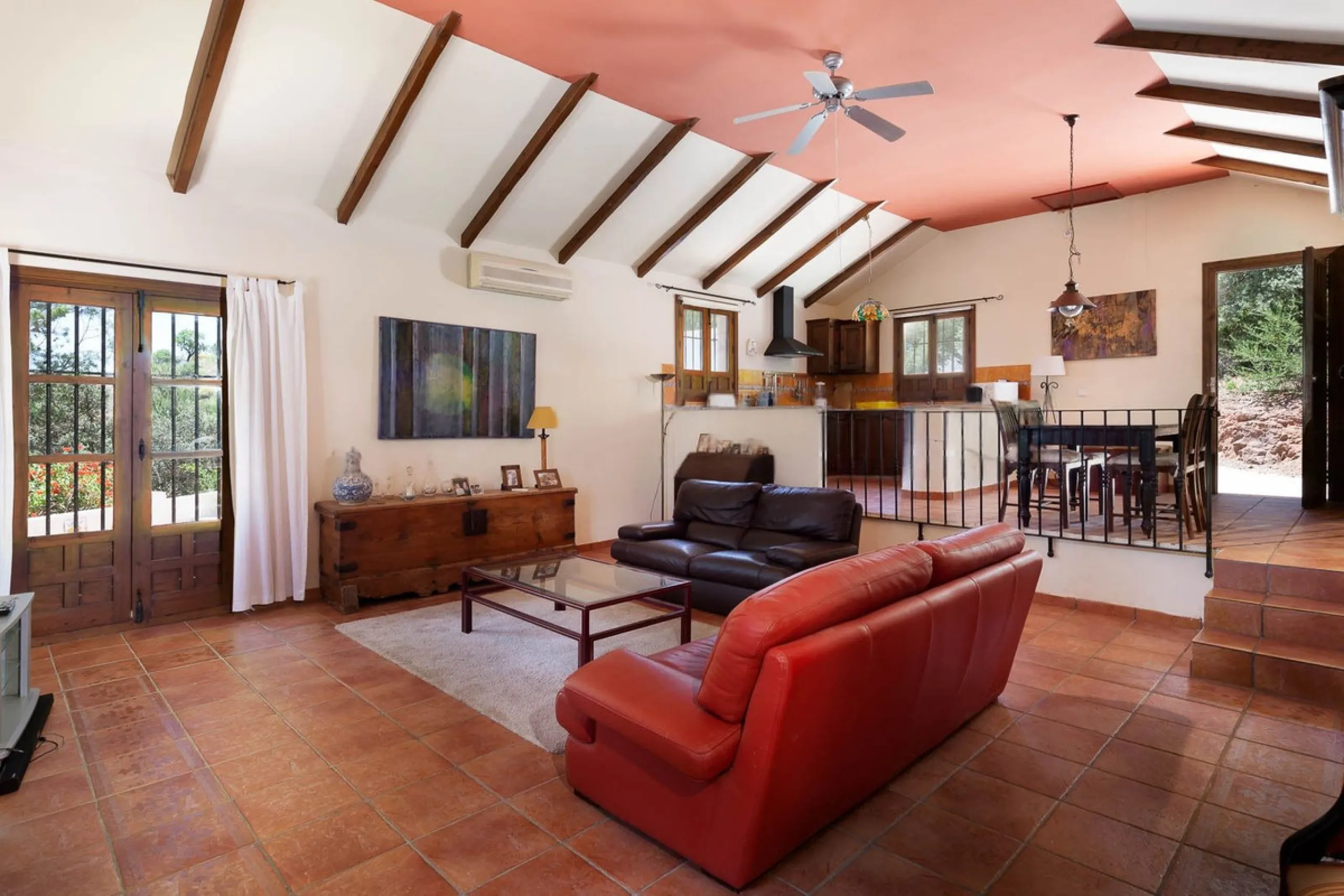 House - Finca - Cortijo в продаже в Almogía, Málaga. В доме 13 спален и 12 ванных комнат. Площадь дома 1602 м². Площадь участка 52958 м²