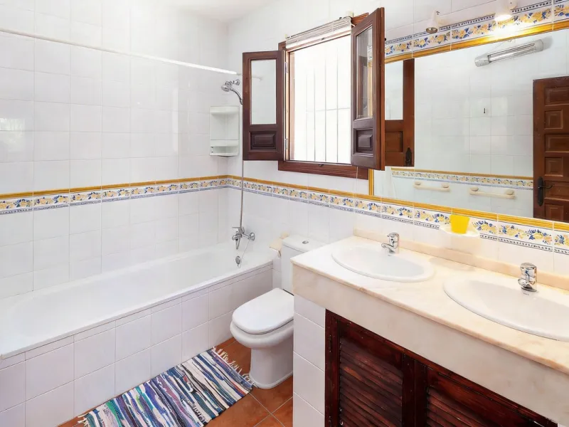 House - Finca - Cortijo в продаже в Almogía, Málaga. В доме 13 спален и 12 ванных комнат. Площадь дома 1602 м². Площадь участка 52958 м²