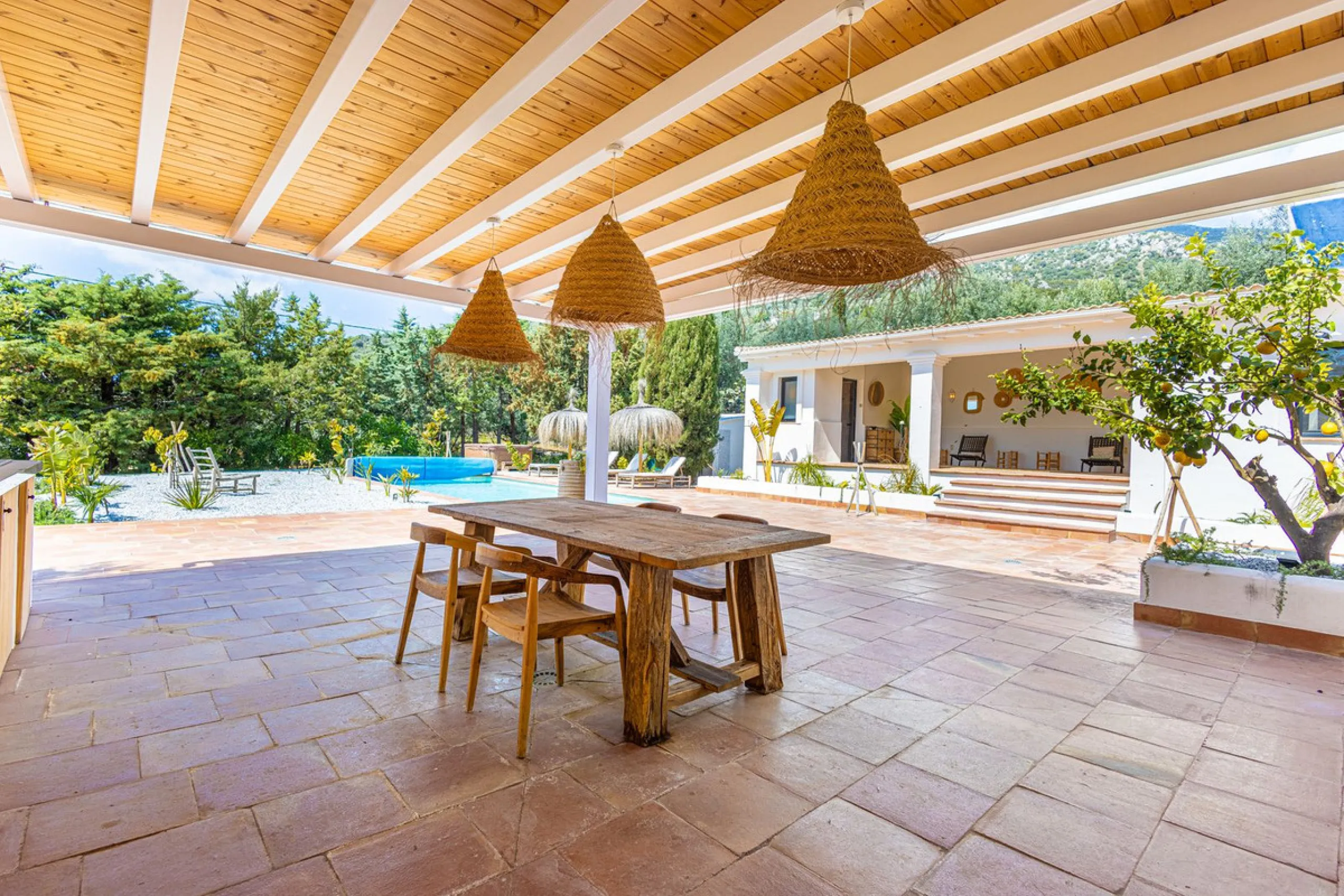 Luxurious Cortijo with Endless Potential in the Heart of Andalusia