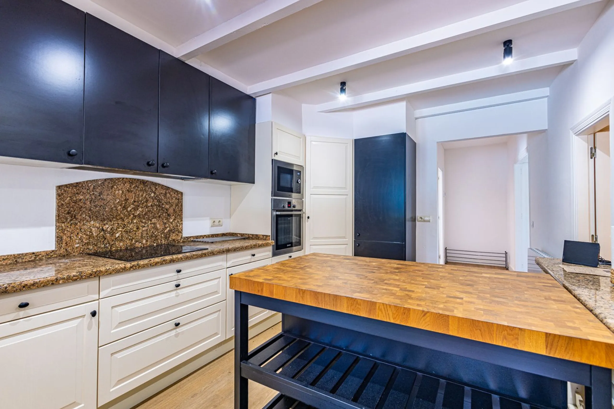 Luxurious Cortijo with Endless Potential in the Heart of Andalusia