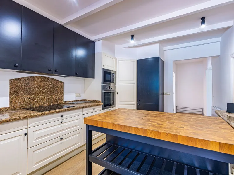 Luxurious Cortijo with Endless Potential in the Heart of Andalusia