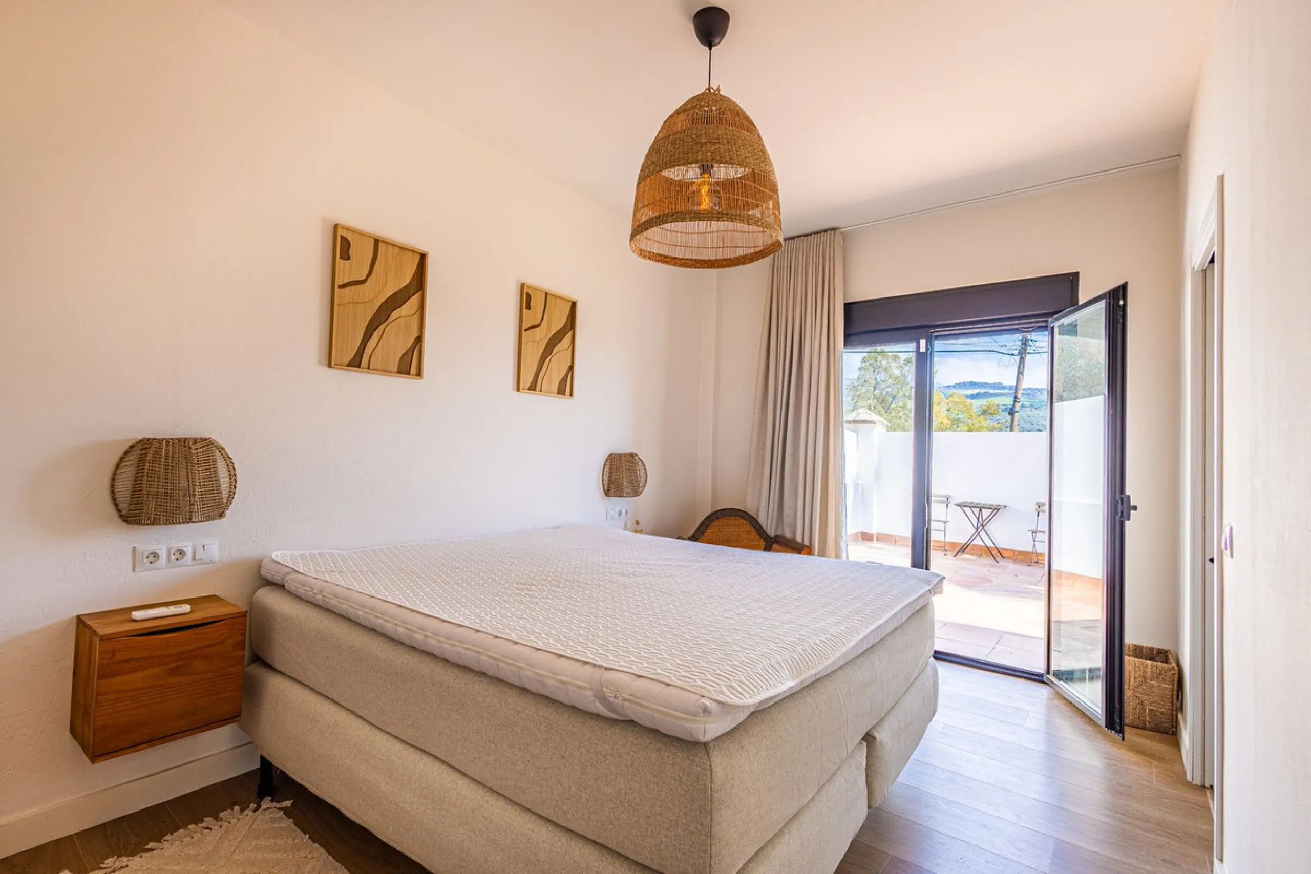 Luxurious Cortijo with Endless Potential in the Heart of Andalusia