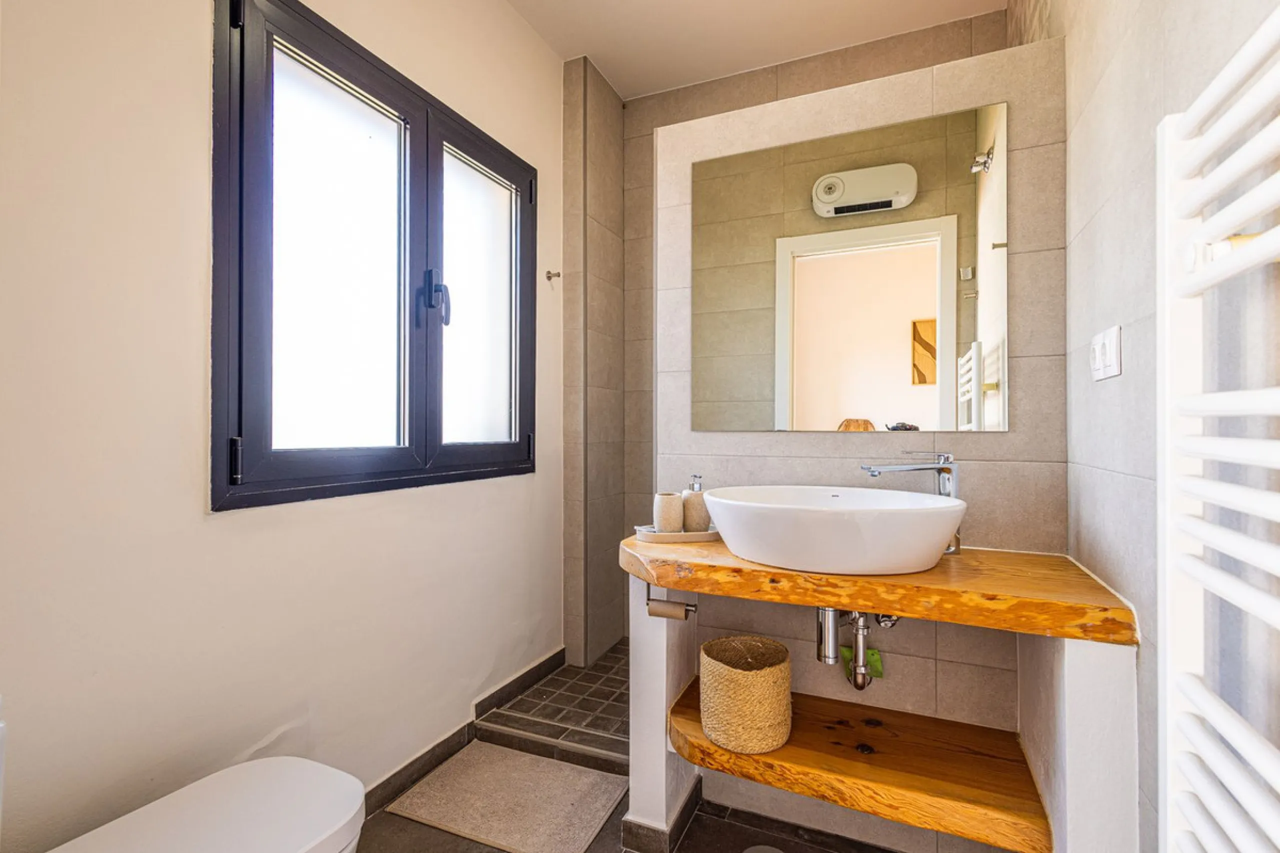 Luxurious Cortijo with Endless Potential in the Heart of Andalusia