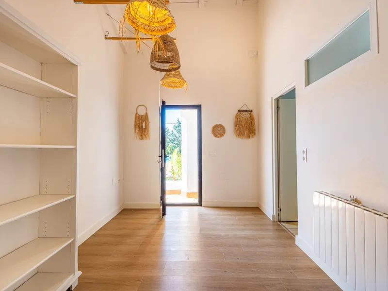 Luxurious Cortijo with Endless Potential in the Heart of Andalusia