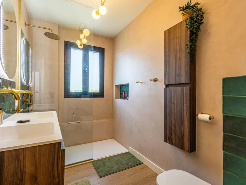 Luxurious Cortijo with Endless Potential in the Heart of Andalusia