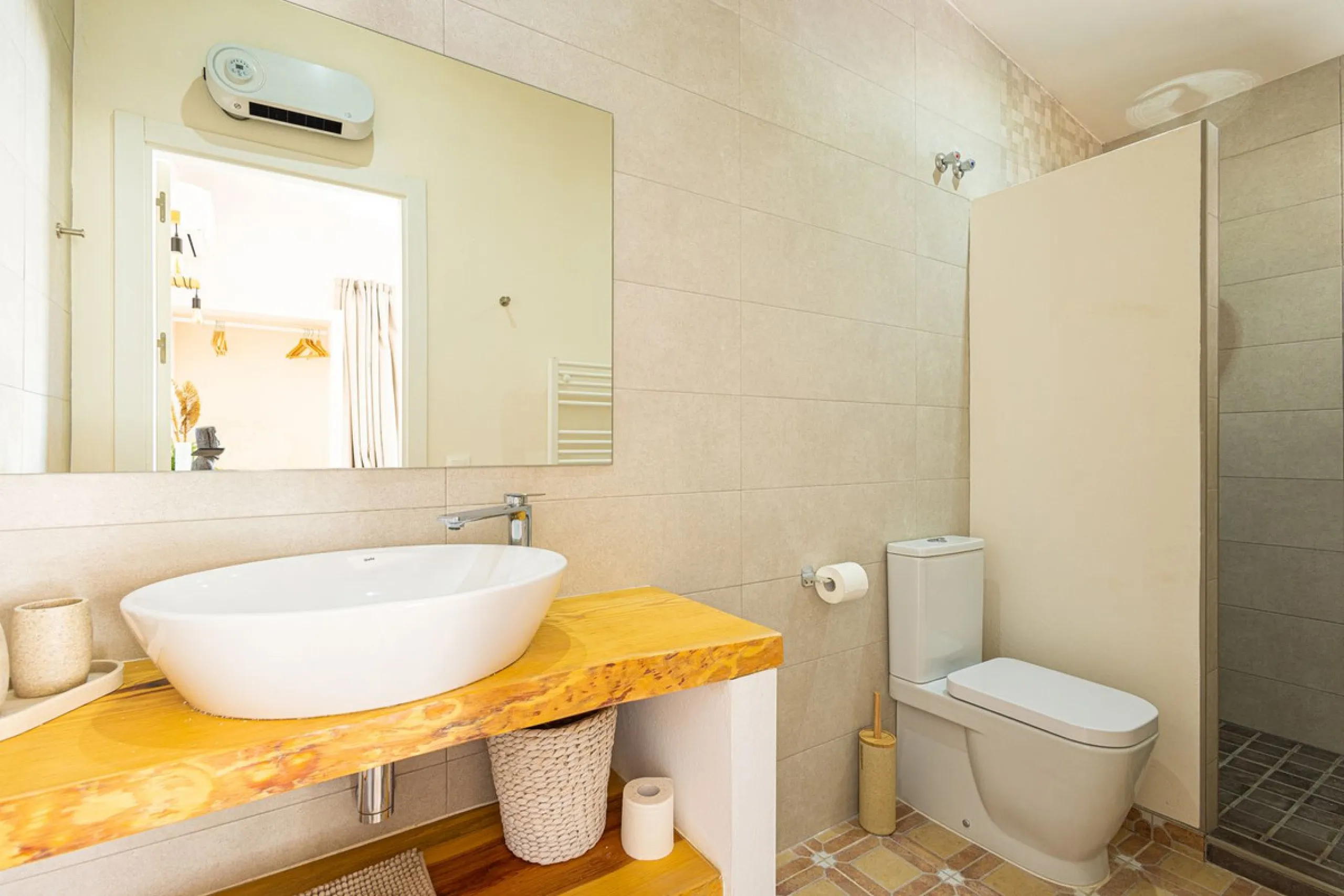 Luxurious Cortijo with Endless Potential in the Heart of Andalusia