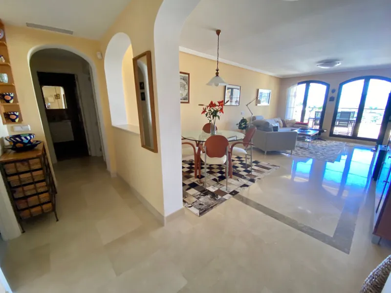 This southfacing 2 bedroom apartment is situated in the prestigous Los Arqueros Golf and Country Club complex. The apartment consists of 2 bedroom, 2 bathrooms, dining- living area, kitchen and a good size south facing terrace with views to the golf and s