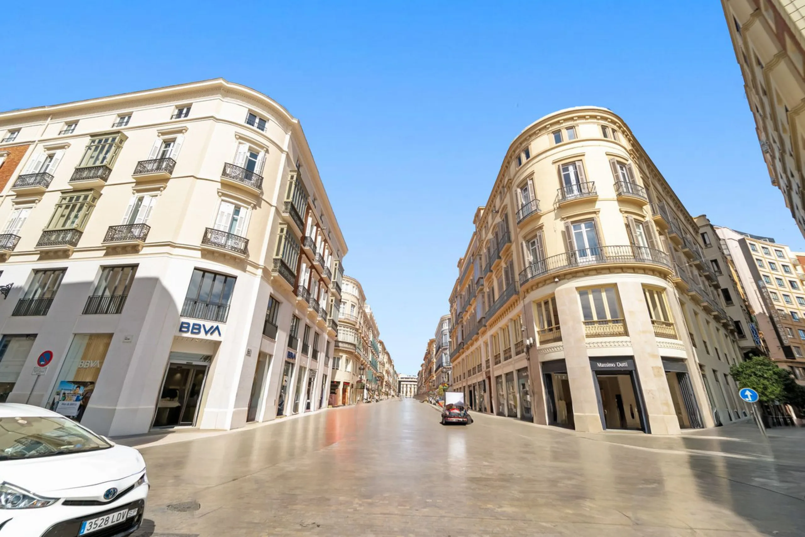 Apartment - Middle Floor Apartment в продаже в Málaga, Málaga. В доме 1 спален и 1 ванных комнат. Площадь дома 80 м²