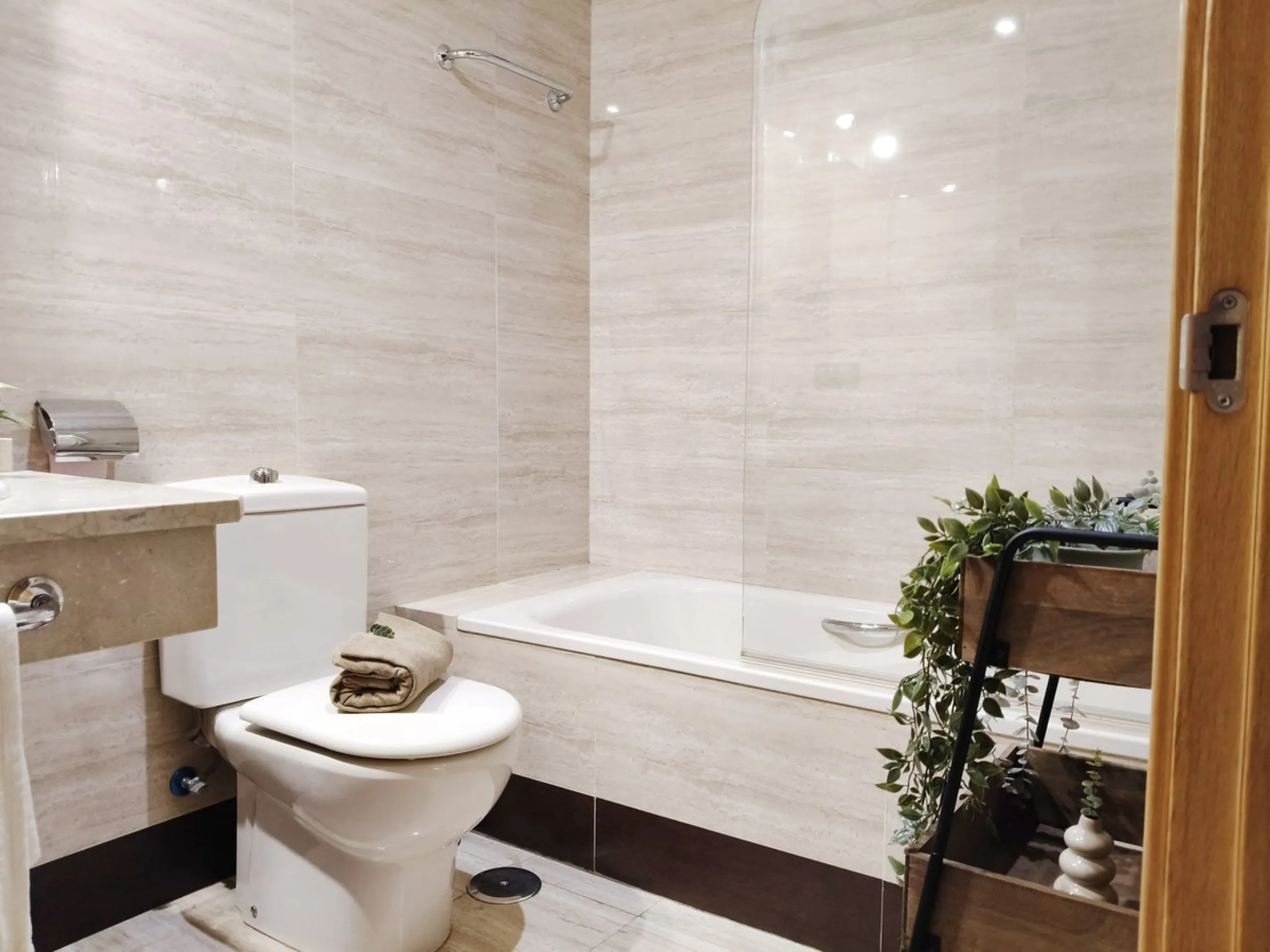 Middle Floor Apartment, Pacífico, Málaga Ciudad.