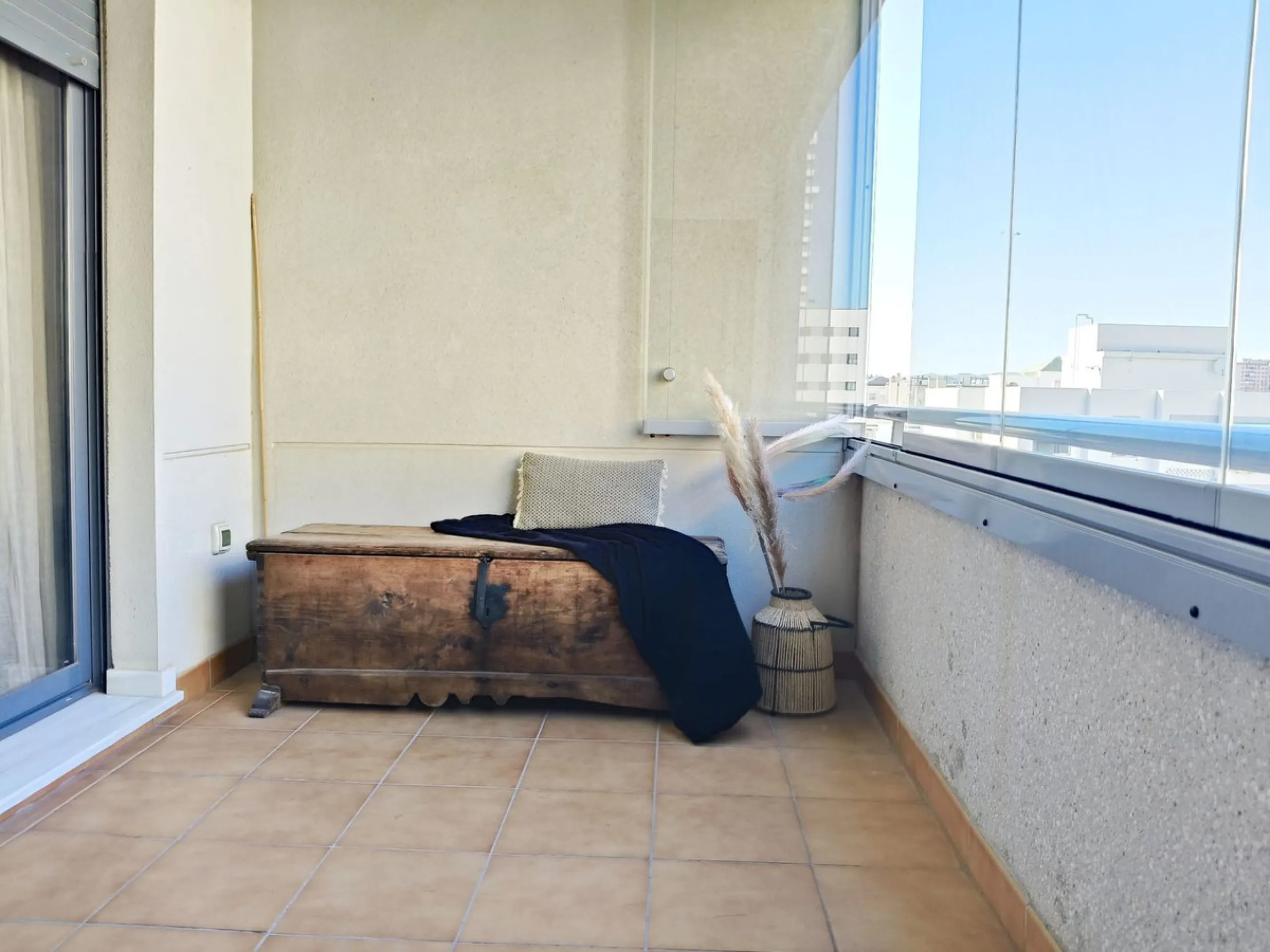 Middle Floor Apartment, Pacífico, Málaga Ciudad.